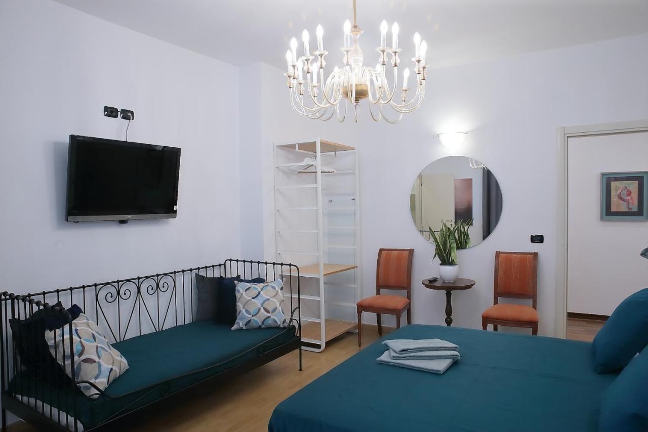 Hotel L.T. Savoia Palace & Cavour C.L. Bari Esterno foto